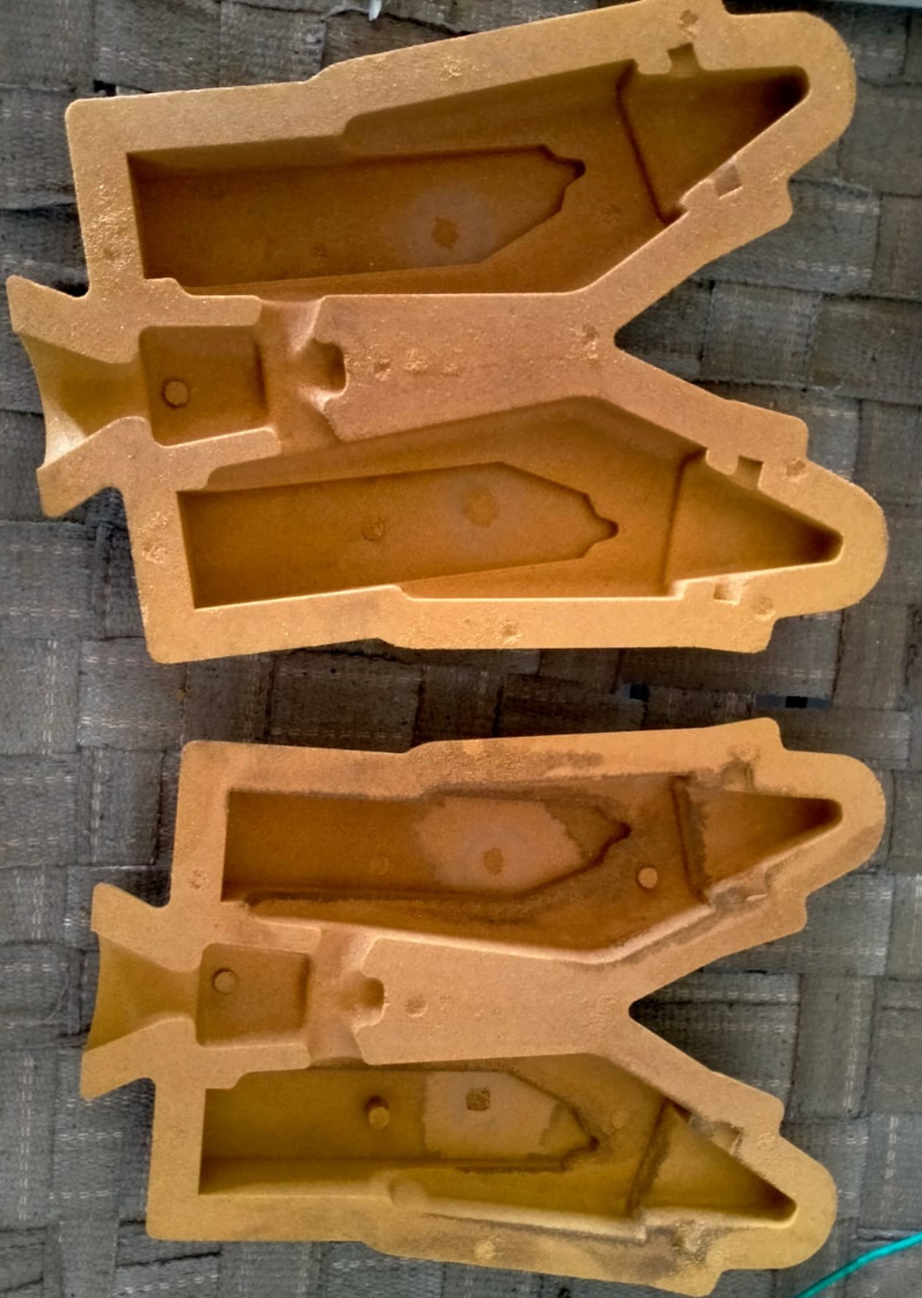 JCB TOOTH POINT-2
